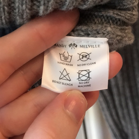 Cropped sweater - Picture 5 of 5